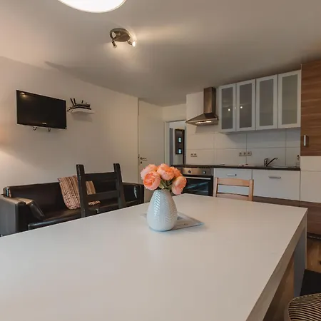 St- Georg-9 By Interhome *